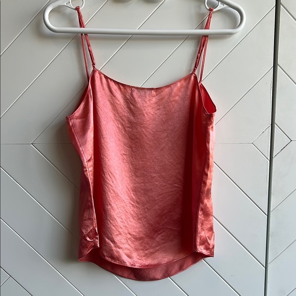 Aritzia Babaton Benji Camisole top in pink/salmon colour. Size S - Picture 3 of 5